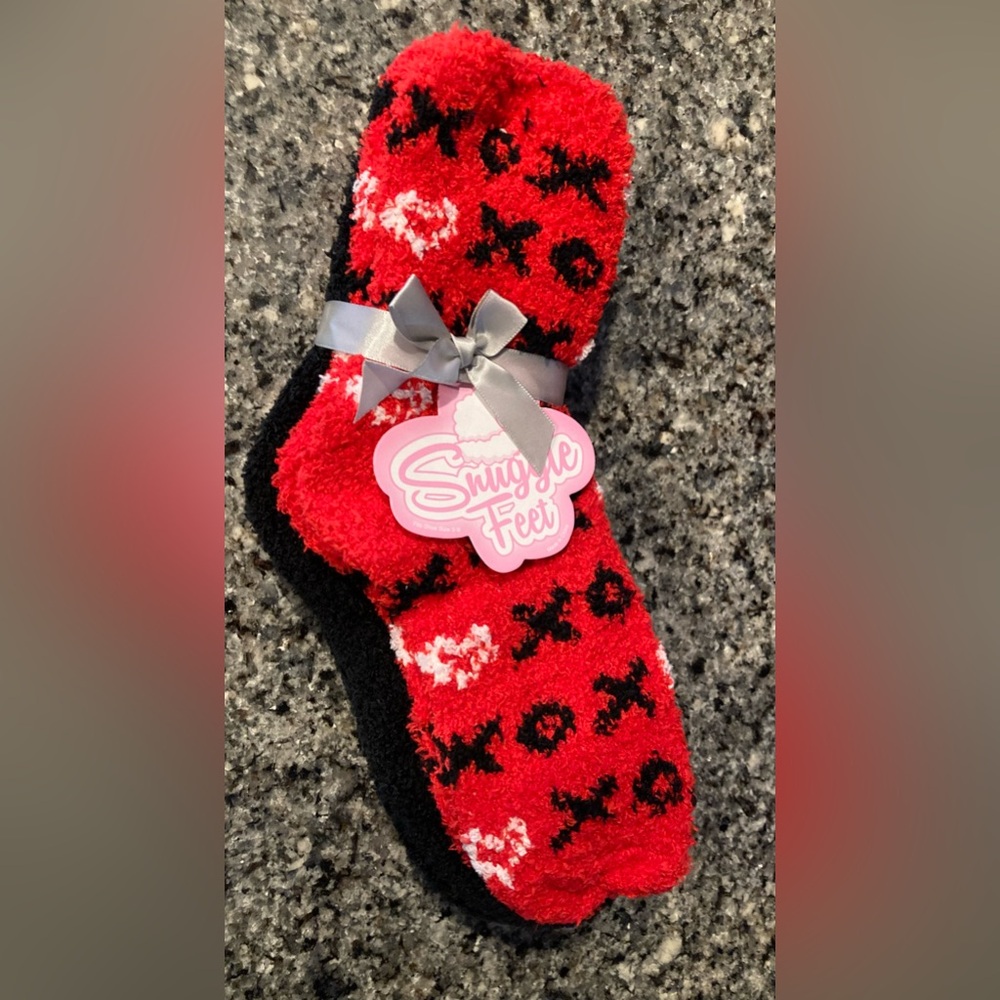 Snuggle Feet Hugs and Kisses Sock Set - 3 Pair, brand new with tags